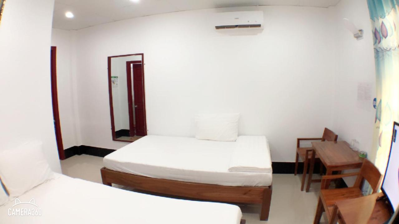 Ha Phat Hotel Duong Dong  Exterior photo