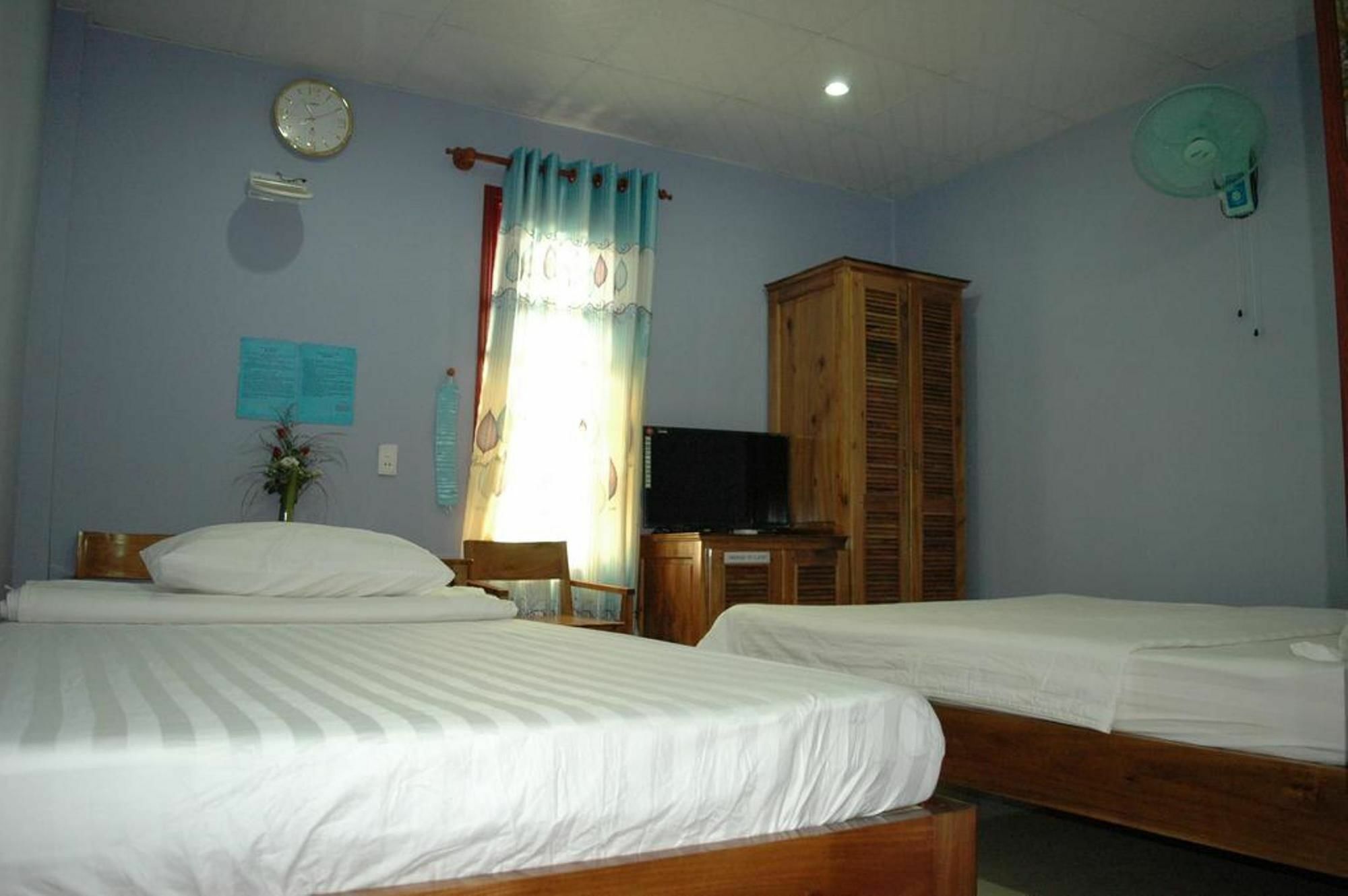 Ha Phat Hotel Duong Dong  Exterior photo