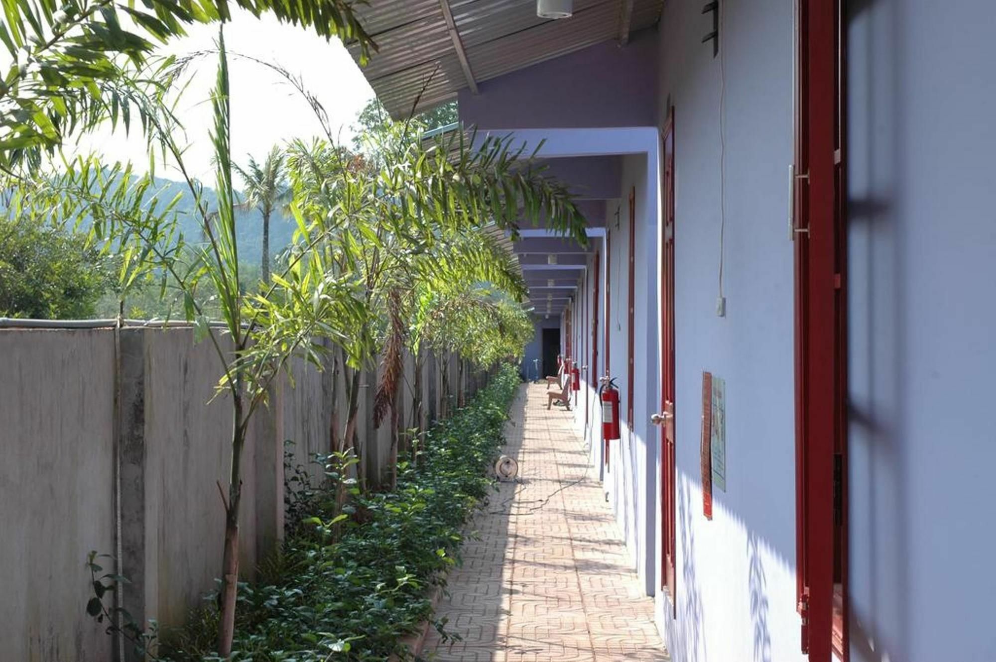 Ha Phat Hotel Duong Dong  Exterior photo